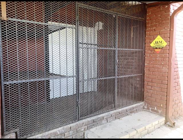 268M² RETAIL FOR SALE IN WHITE RIVER CENTRAL